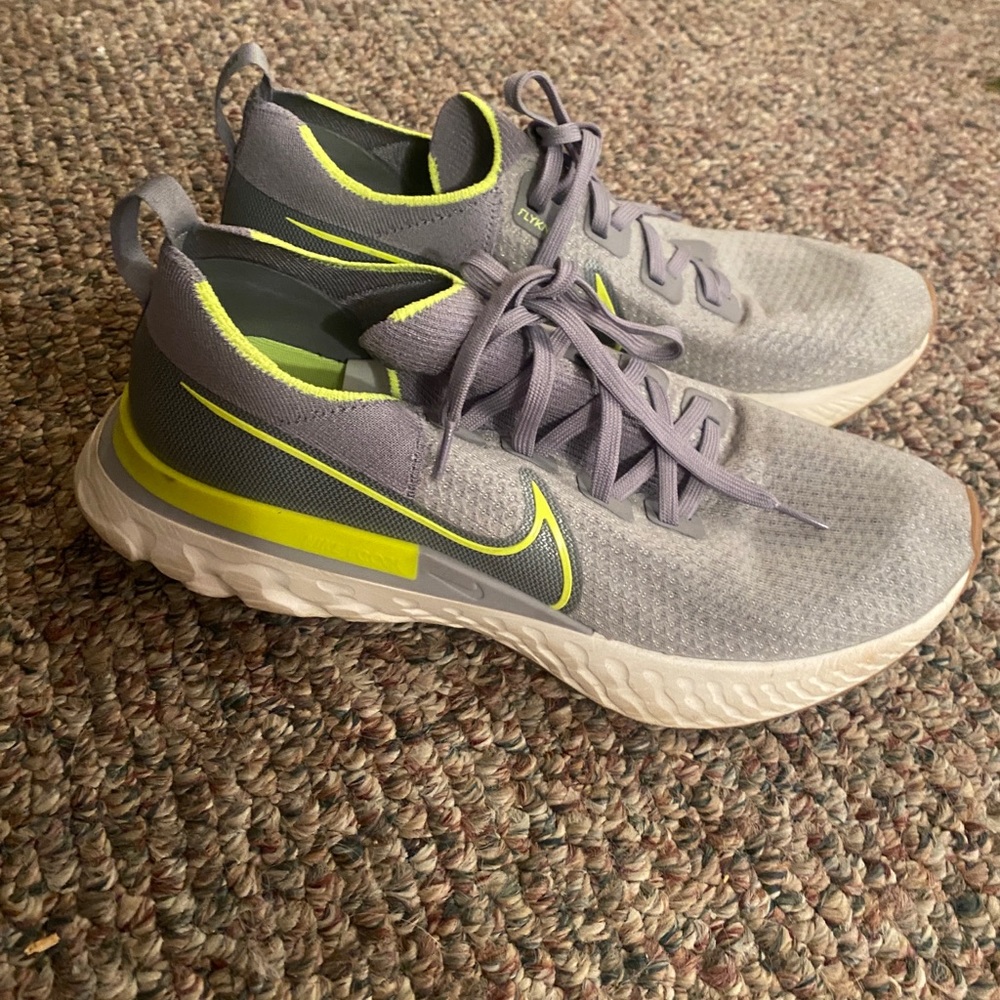 Mike React Infinity size 13